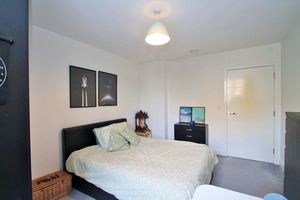 Photo 8- click for photo gallery